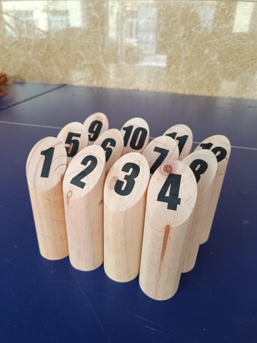 Nordic pine wood launch game