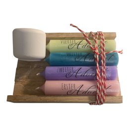Abrazando la Navidad: Juego de velas de Adviento