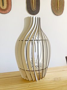 Kanso Lampe: Die Eleganz der Bewegung