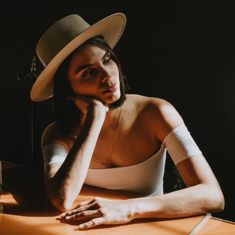Monterrey · White boater hat