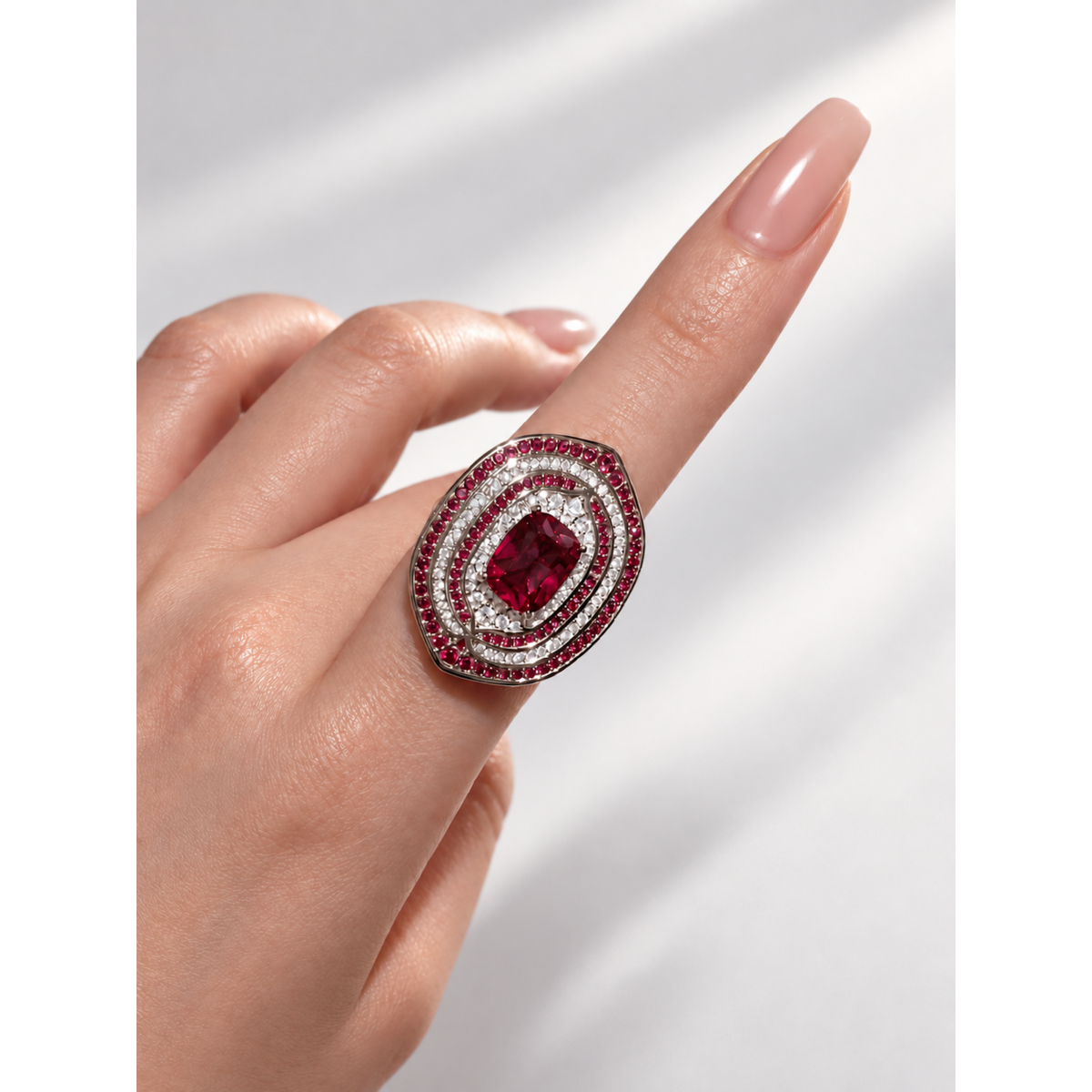 Anello elegante in cristallo Halo rosso rubino fantasia