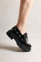 SAILOR BLACK – Leren bootschoen met dikke zool