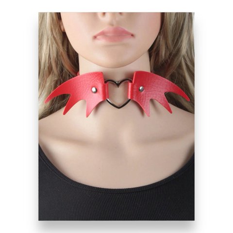 Kinky Pleasure - S010 - Choker - Heart With Red Wings