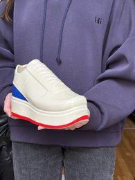 Vase Sneaker