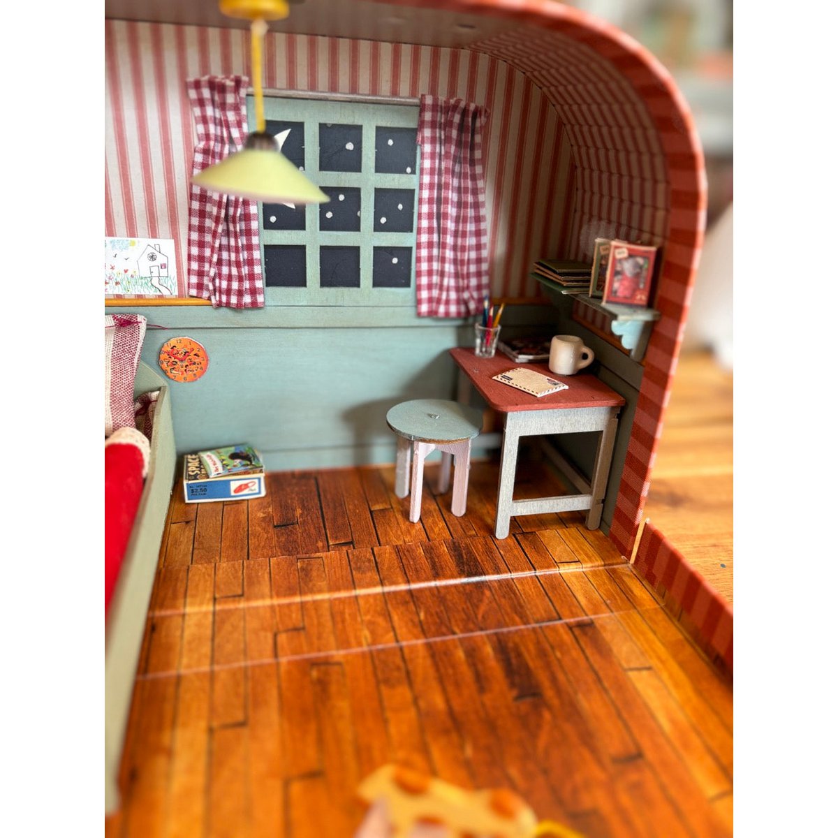 Mouse House To Go - Bedroom