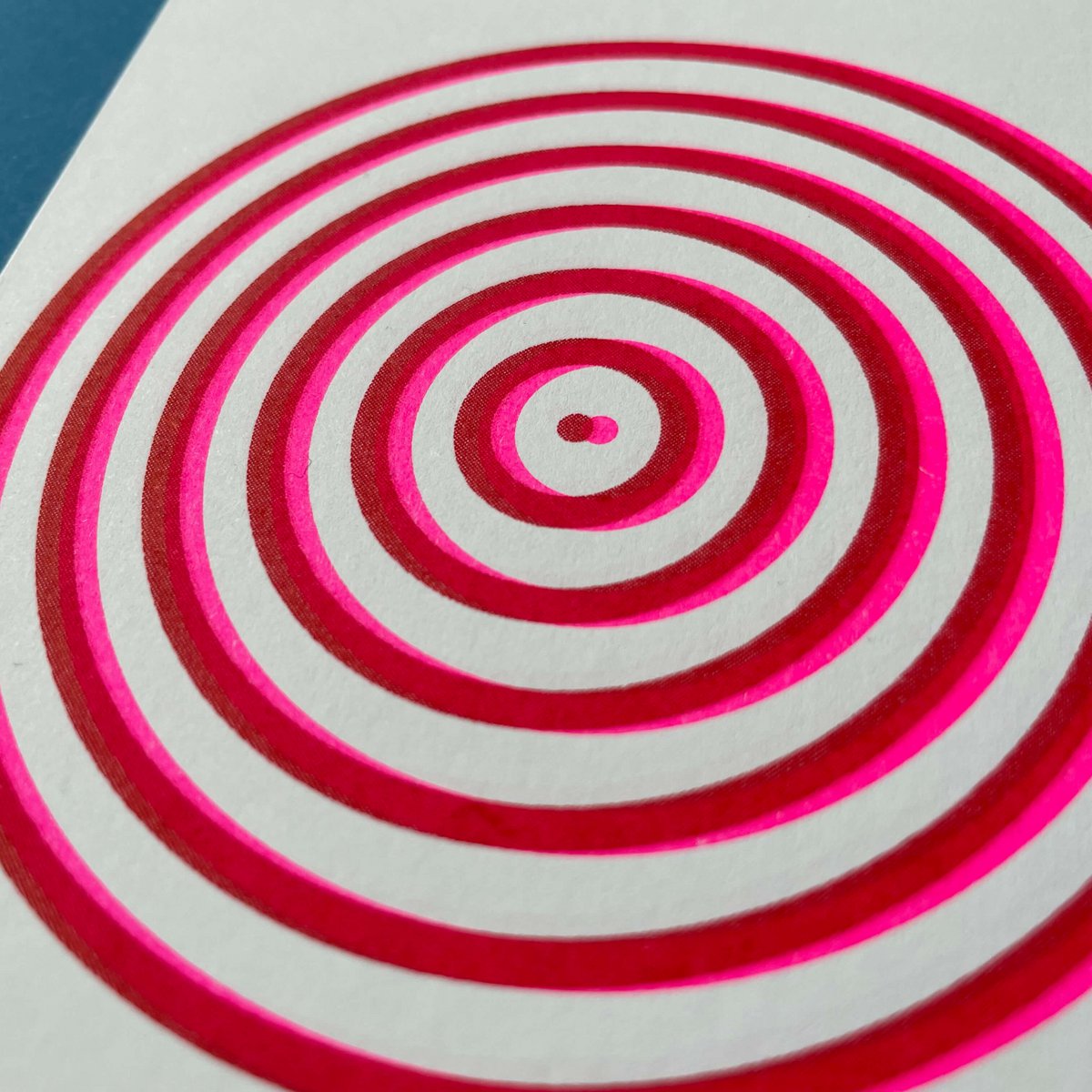 Postal Riso Blur Pink/Red, risografía, DIN A6