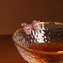 Regal Jeweled Leopard Head Stud Earrings