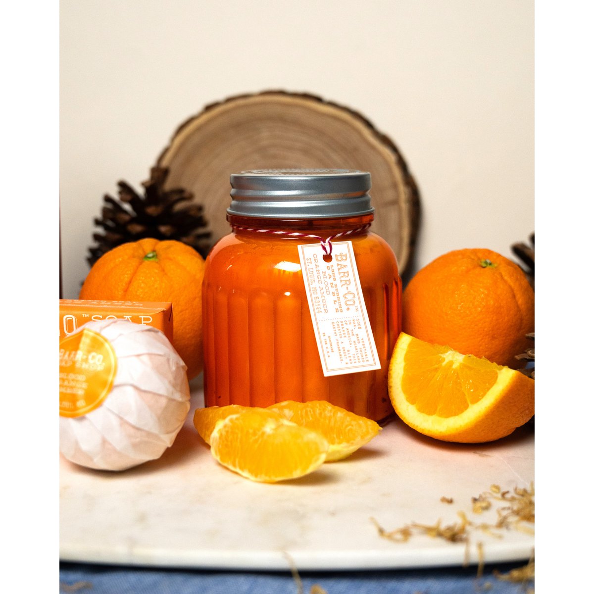Barr-Co Soap Shop Blood Orange Bursztynowa Świeca Aptekarz Słoik