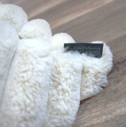 Poltrona MINI CHILLTOP, Pelliccia Esclusiva Bianco Sporco