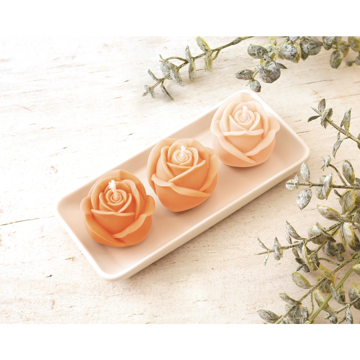 CANDLE KIT WITH THREE FLOWERS