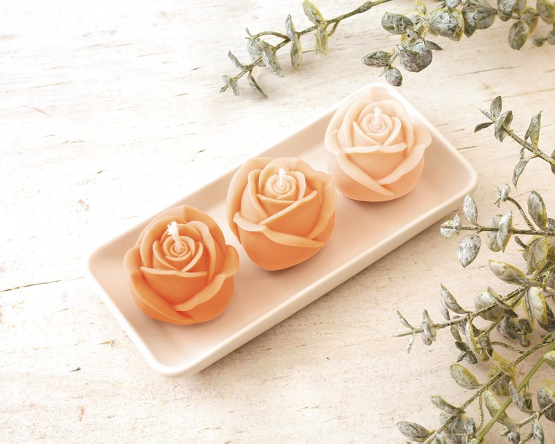 KIT CANDELE CON TRE FIORI
