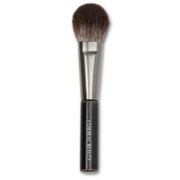 Bronzer & Powder Brush Nº 8, a professional makeup brush with a soft, dense bristle head for applying bronzer, powder, and other makeup products.