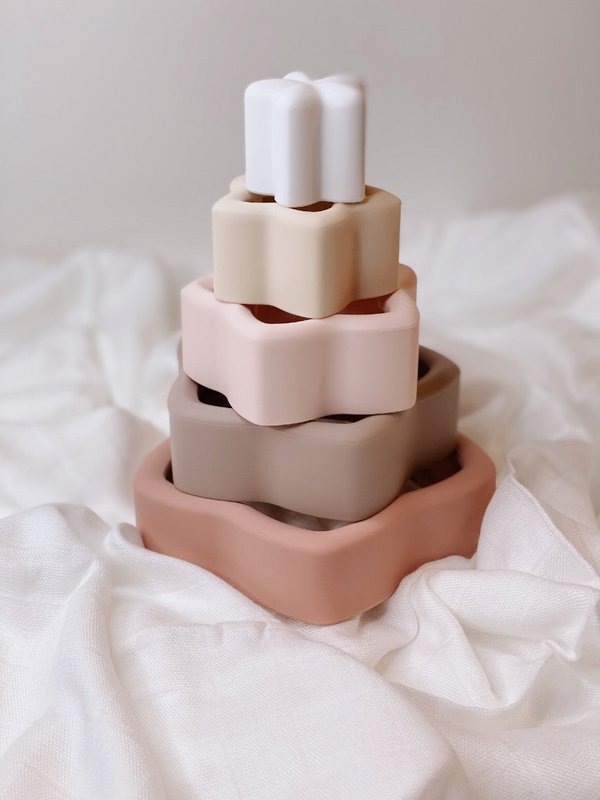 Ensemble empilable en silicone organique Nenina & Co