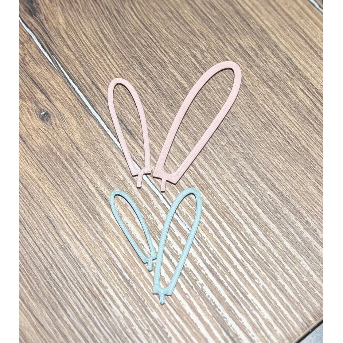 Enestående! Dejlig påskeharindretning med aftagelige bunnyører