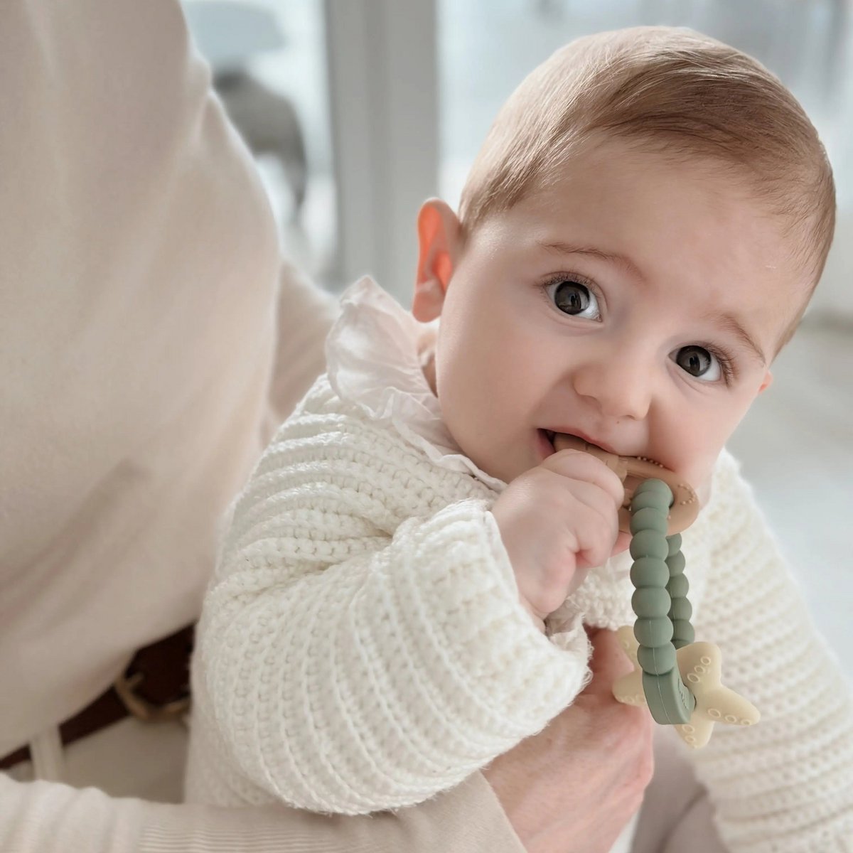 Anneau de dentition bébé en silicone bio vert marine (+3M) Soulagement des gencives - Nenina & Co