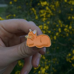 Enamel Pin "Cat Loaf"