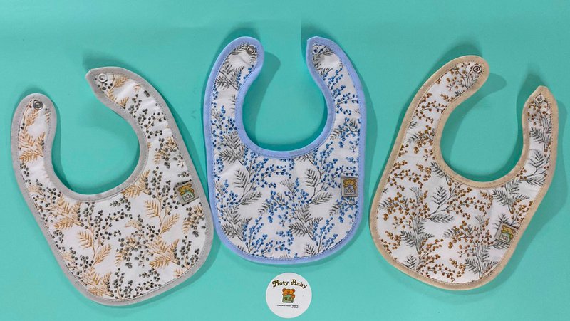 Set mit 3 Lätzchen aus 100 % Baumwolle