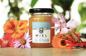 Flower honey from the rooftops of Paris