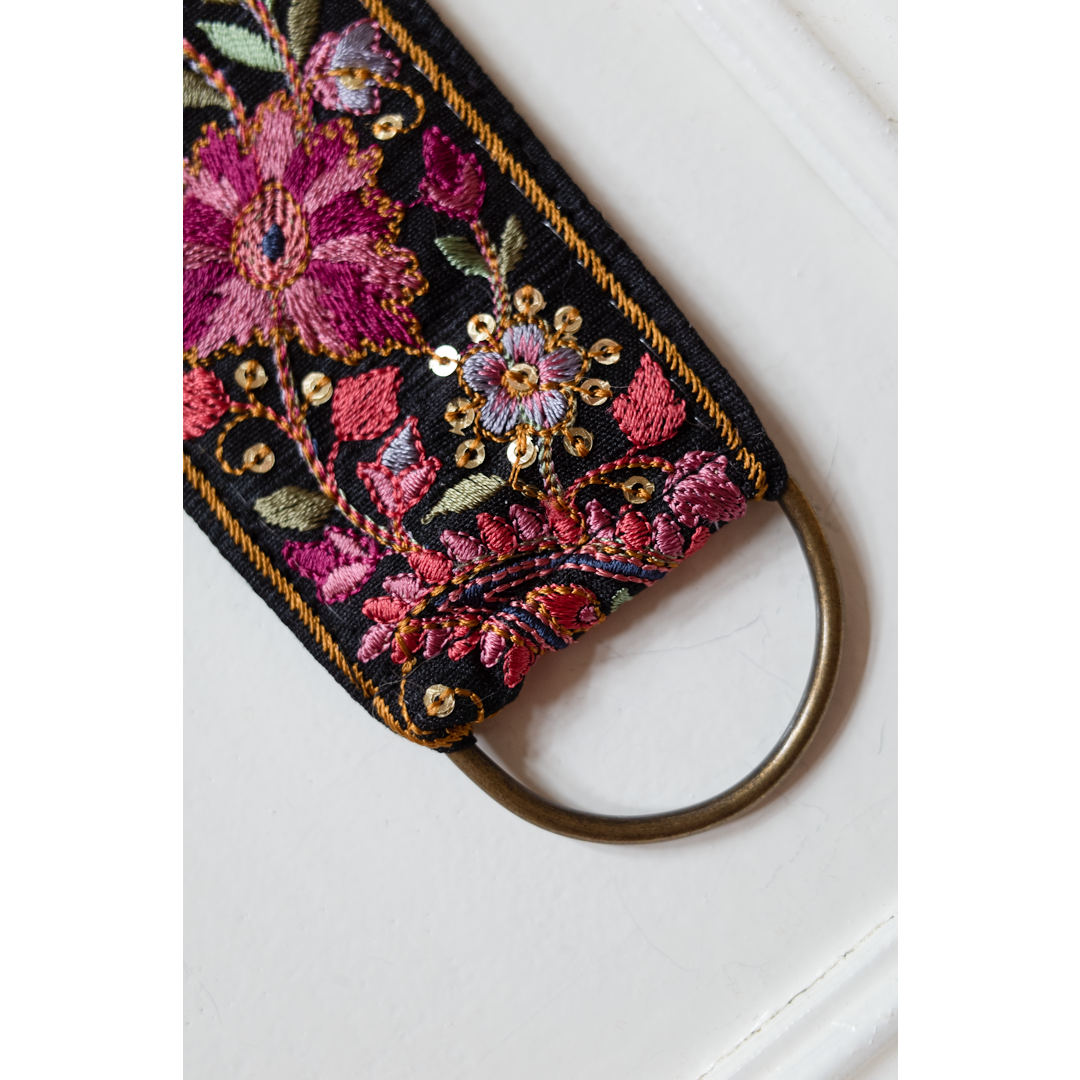 Paisley Dark