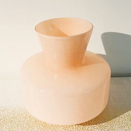 Flower vase pink collection