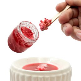 Creamy nougat wax