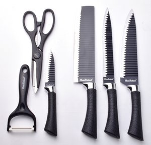 Basiskeukenset van 4 messen, 1 schaar, 1 peeler