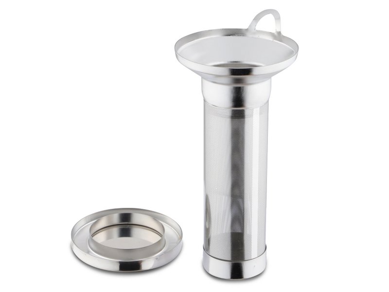 Deep tea filter for vacuum jugs including drip tray