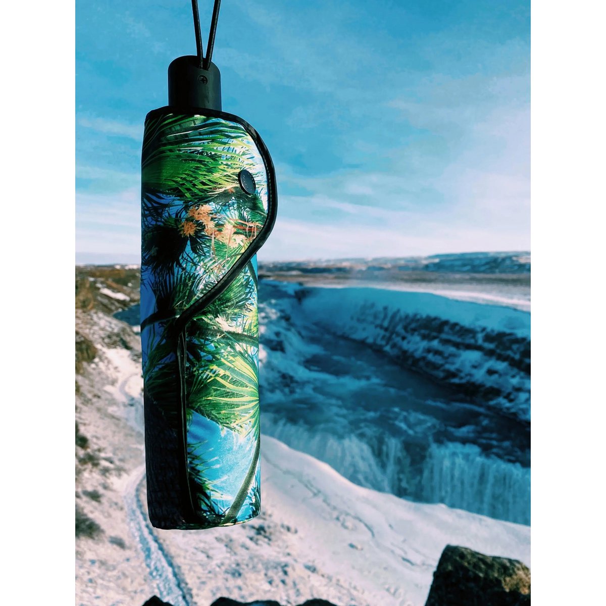 Paradise Umbrella – Windproof & UPF50+ Protection