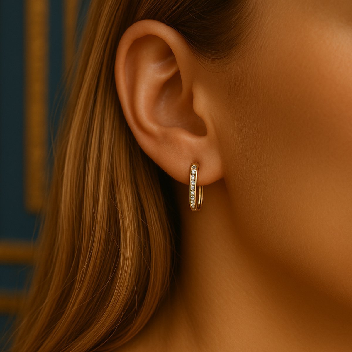 Pendientes rectangulares de mujer de oro con aros de circonita — Pendientes resistentes al agua de acero inoxidable 2 cm — Caja de regalo Lundholm Mila