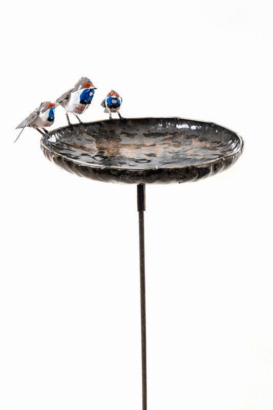 METAL LARGE BLUE THROAT BOWL BIRDFEEDER ON STICK