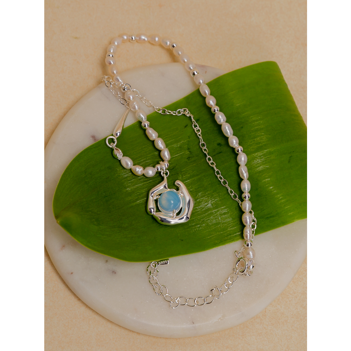 Collier de perles du lac au clair de lune