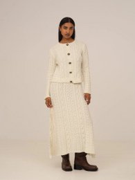 Gonna lunga bianca in maglia nuda