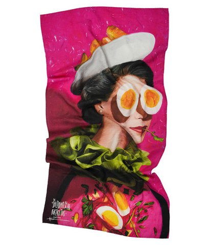 Linen beach towel Cold Beetroot Soup Portrait - Algis Kriščiūnas