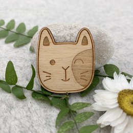 Wooden brooch - Cat with whiskers