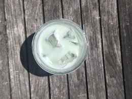 Pistachio and chocolate whipped cream candle