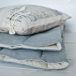 Teepee "Grey Pompoms" con pompon e set tappetino