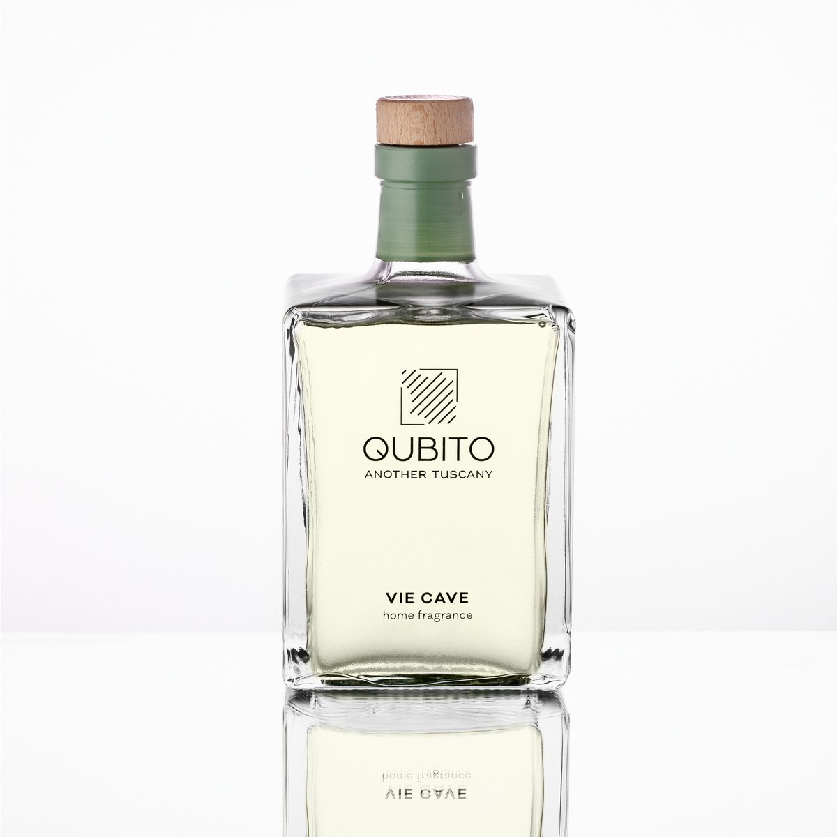VIE CAVE (500 ML), RUMPARFUME - RUM AFDELING MED STIKKE, HÅNDMALERET FLASKE, LAVET I ITALIEN