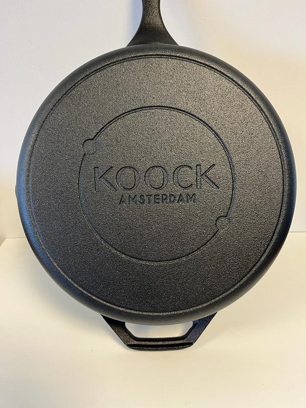 Polished skillet cast iron frying pan - 30 cm