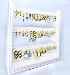 Kit superventas de 20 pendientes navideños de acero inoxidable dorados