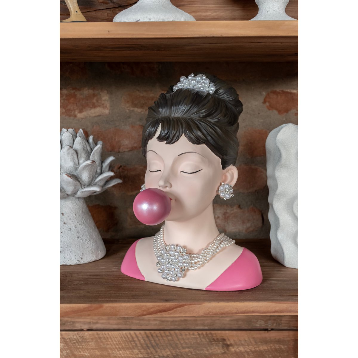 Bubble Gum Frauenbüste aus farbigem Harz, H 30 x 22 x 23 cm