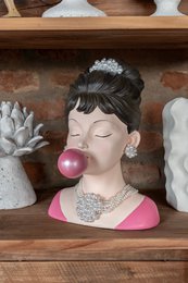 Bubble Gum Frauenbüste aus farbigem Harz, H 30 x 22 x 23 cm