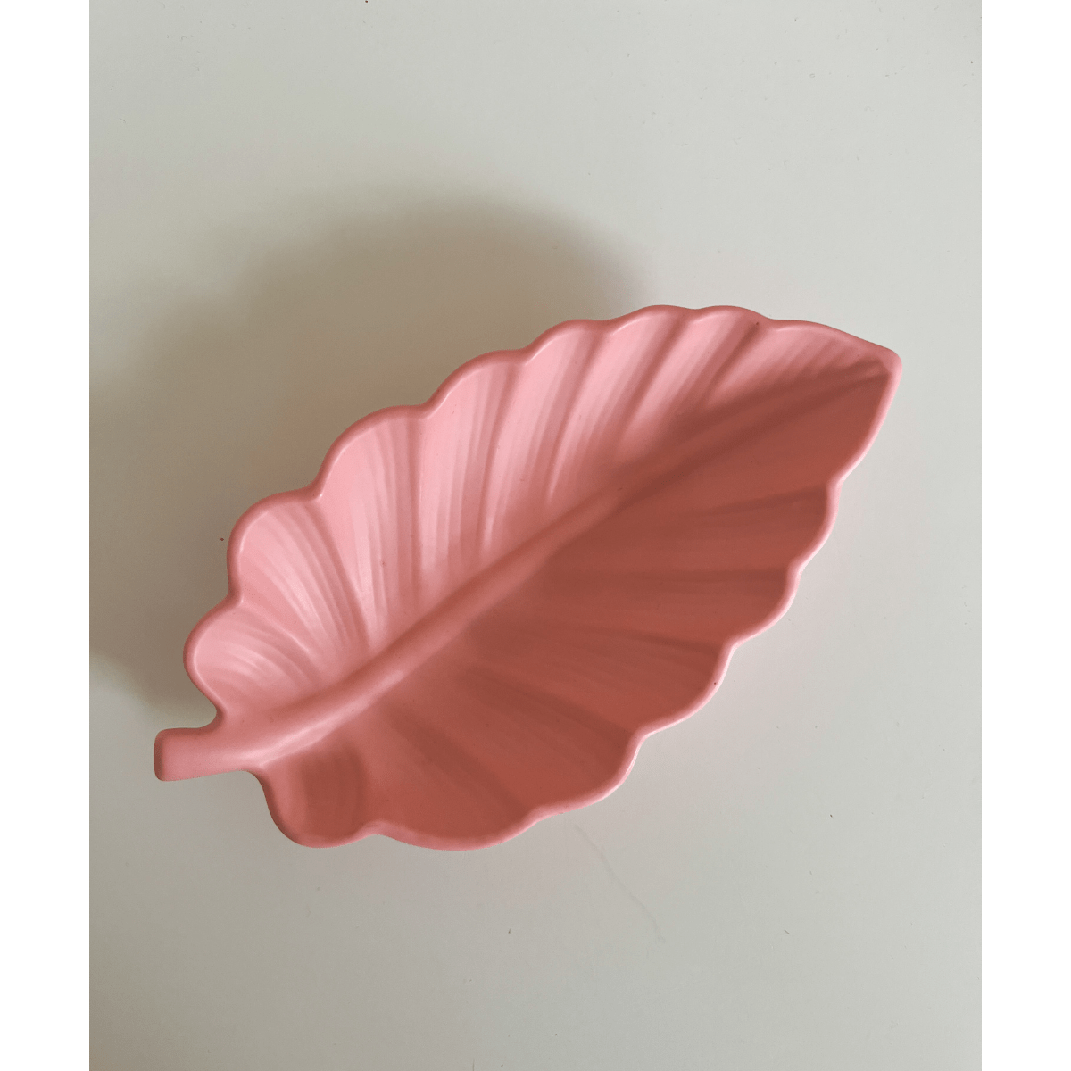 Leaf Dish Pink
