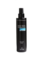 Salty mist salt spray bottle, 200ml, for hair styling. Contains sea salt to add texture and volume.