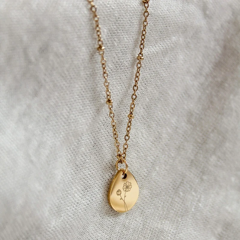 Birth Flower Necklace - Gold (can be ordered per month)