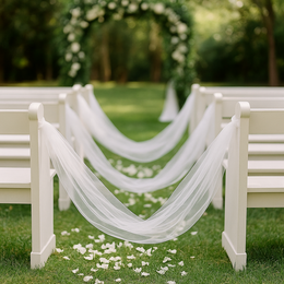  White tulle roll, 75 x 10 m, for wedding decoration. Elegant, flowing fabric perfect for creating a romantic wedding aisle or arch.