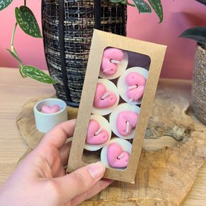 Tea lights with hearts