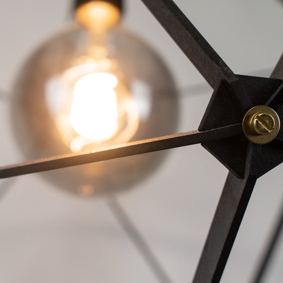 Icosy geometric hanging lamp black