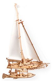 Trimaran Merihobus