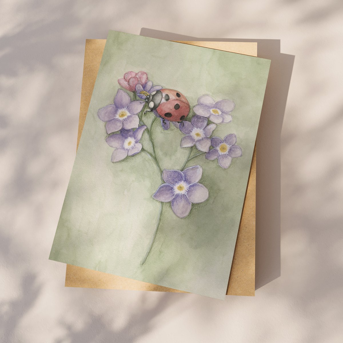 Postkort mariehøne med blomster