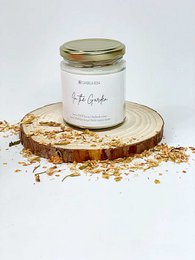 Candela profumata al gelsomino 40 h - In giardino